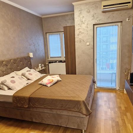 Apartman Studio Diamond 수보티차 외부 사진