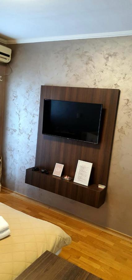 Apartman Studio Diamond 수보티차 외부 사진