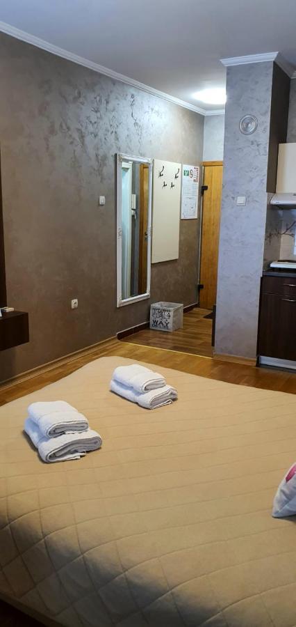 Apartman Studio Diamond 수보티차 외부 사진