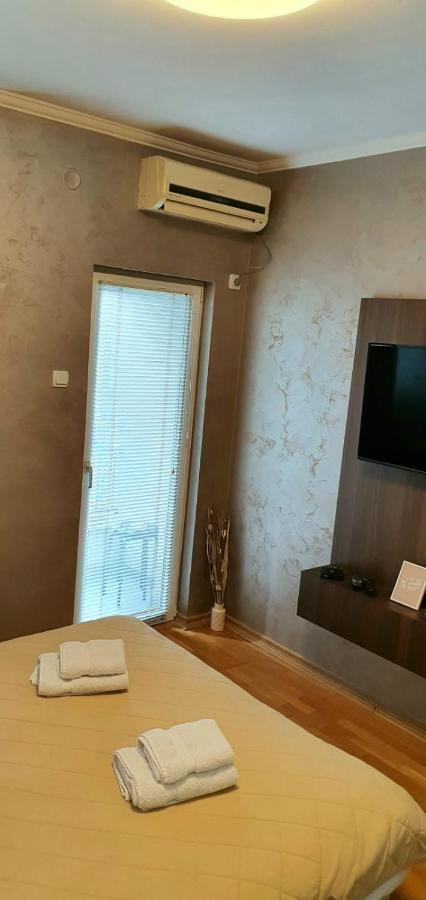 Apartman Studio Diamond 수보티차 외부 사진