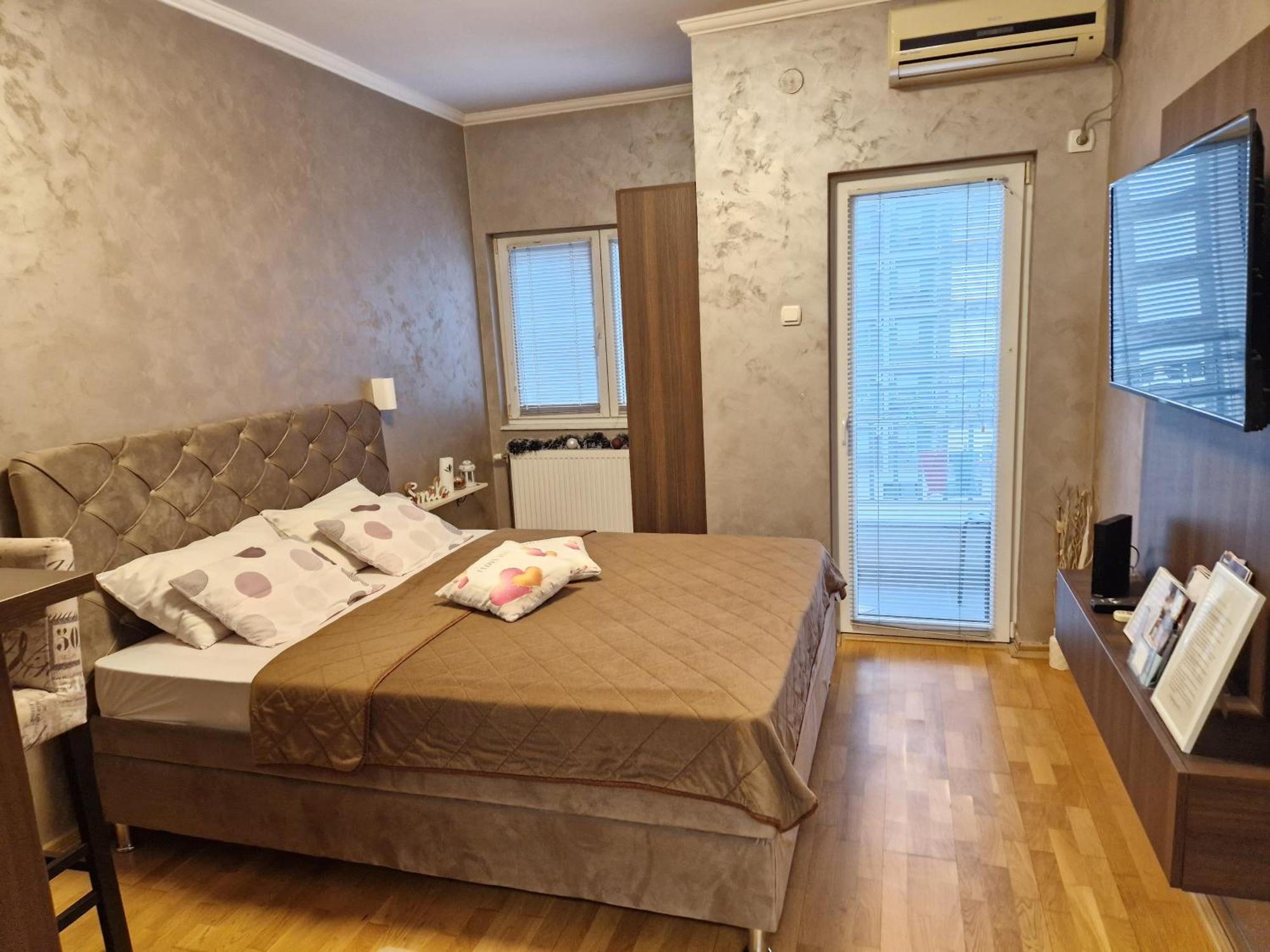 Apartman Studio Diamond 수보티차 외부 사진